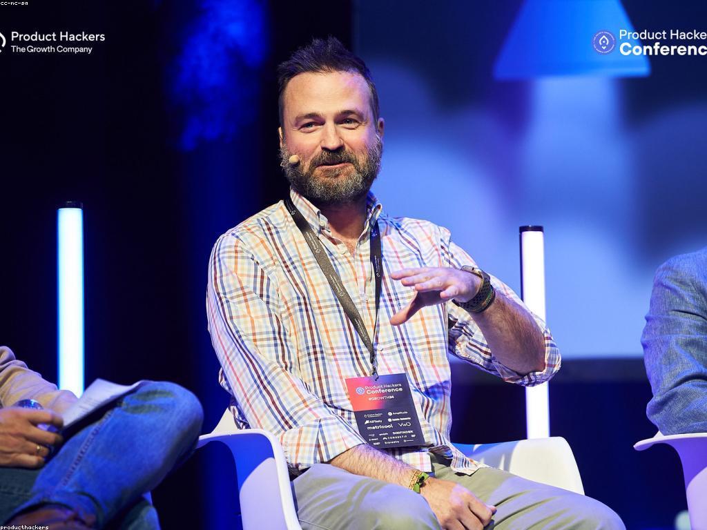 ការពិចារណាពីយុទ្ធសាស្ត្រការប្រកួតប្រជែង